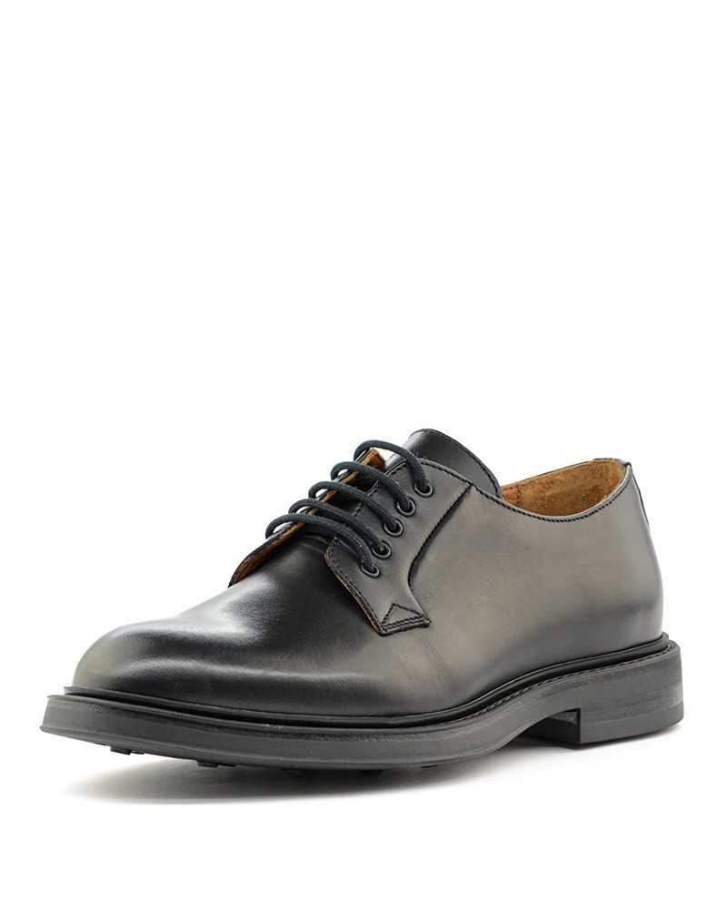 Scarpa Frau 73N1 - colore nero - vista diagonale Scarpa Frau 73N1 - colore nero - vista diagonale